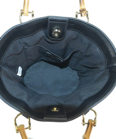 Vingtrois Shoulder bags