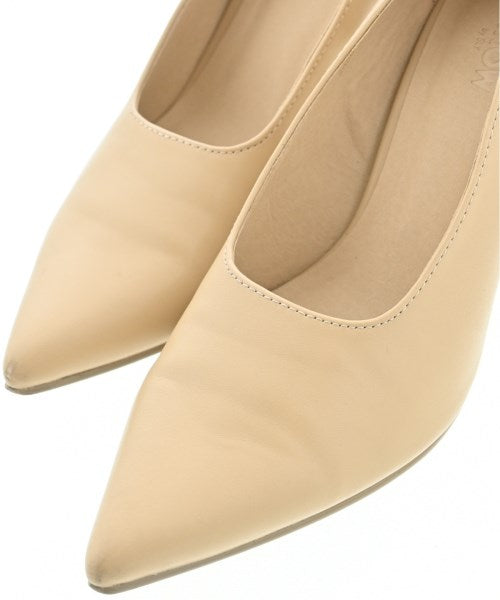 THROW BY SLY Pumps/Heels