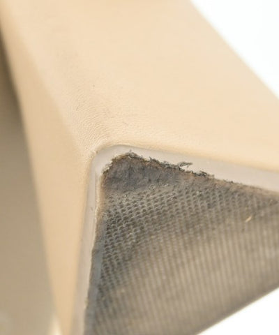 THROW BY SLY Pumps/Heels