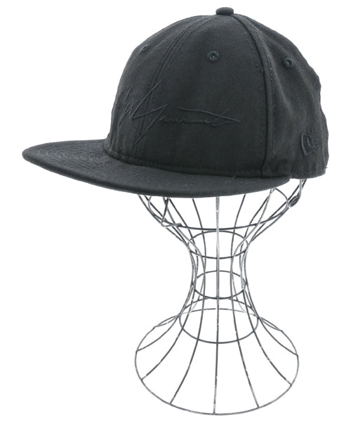 YOHJI YAMAMOTO Caps