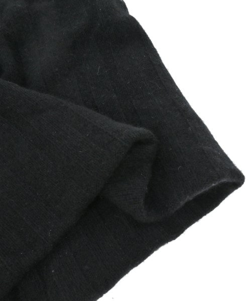 YOHJI YAMAMOTO +NOIR Winter scarves