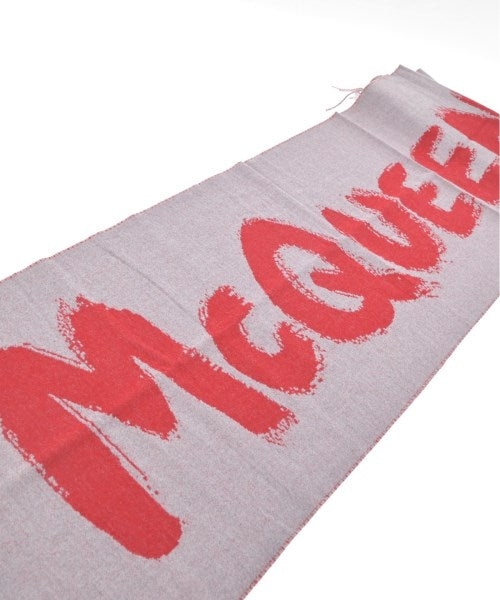 ALEXANDER MCQUEEN Winter scarves