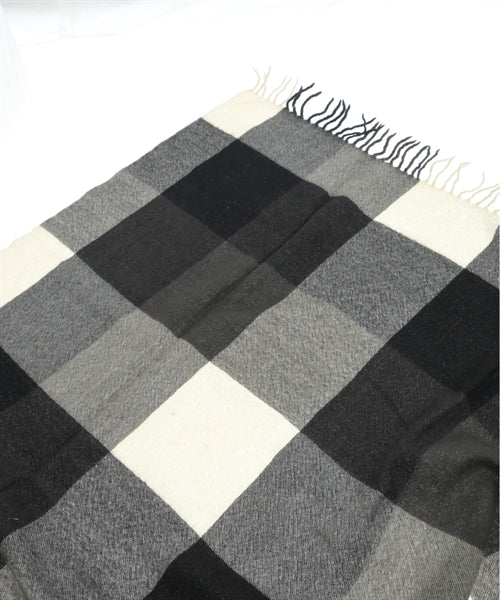 ISSEY MIYAKE Winter scarves