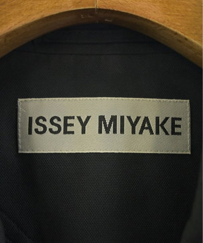 ISSEY MIYAKE Casual jackets