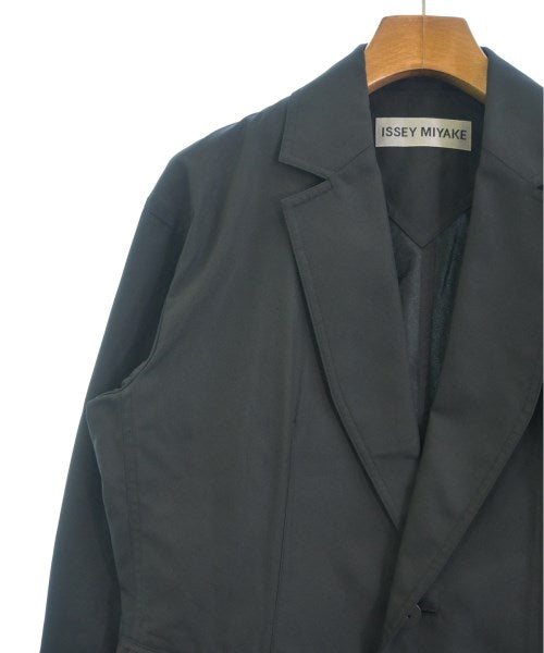 ISSEY MIYAKE Casual jackets