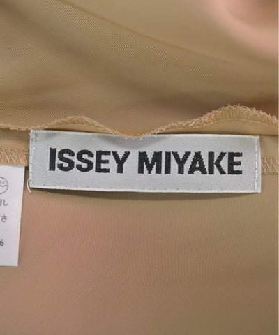 ISSEY MIYAKE Dress shirts