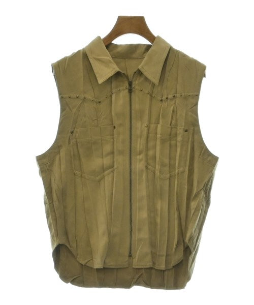 ISSEY MIYAKE Vests