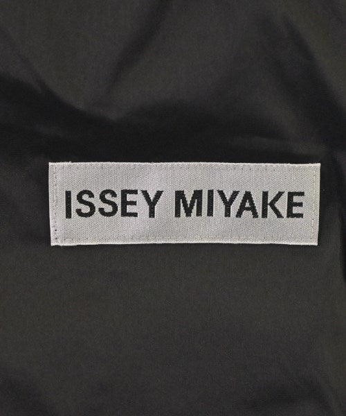 ISSEY MIYAKE Casual jackets