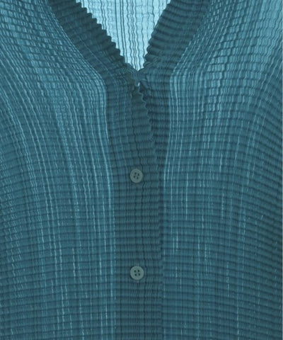 ISSEY MIYAKE Casual shirts