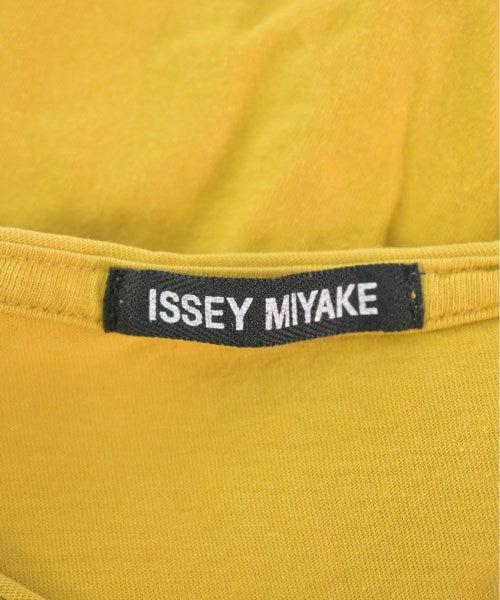 ISSEY MIYAKE Tee Shirts/Tops