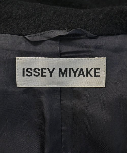 ISSEY MIYAKE Chesterfield coats