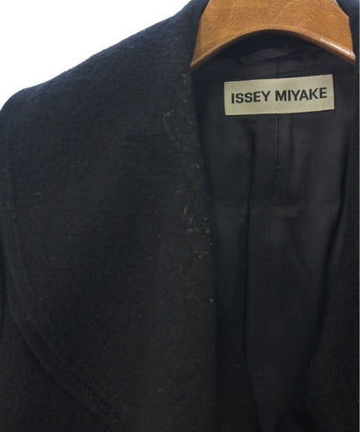 ISSEY MIYAKE Chesterfield coats