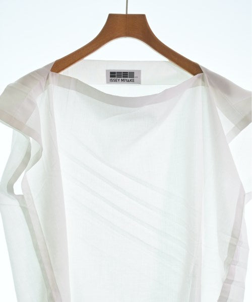 ISSEY MIYAKE Blouses