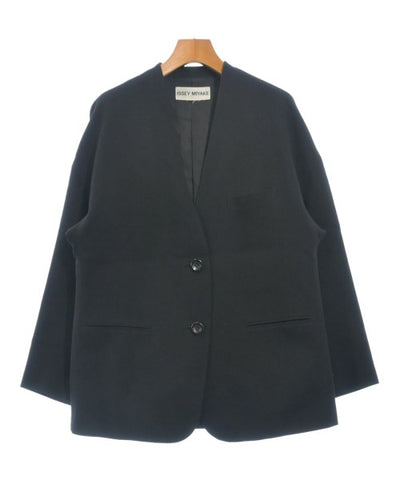 ISSEY MIYAKE Collarless jackets