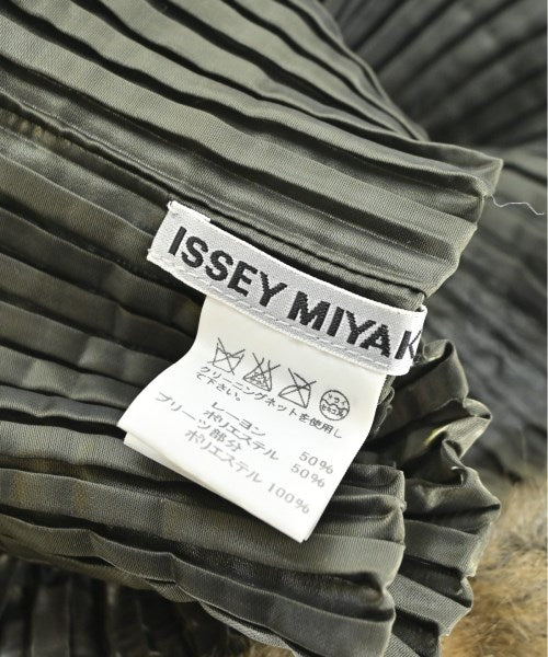 ISSEY MIYAKE Winter scarves