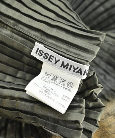 ISSEY MIYAKE Winter scarves