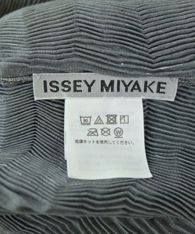ISSEY MIYAKE Blouses