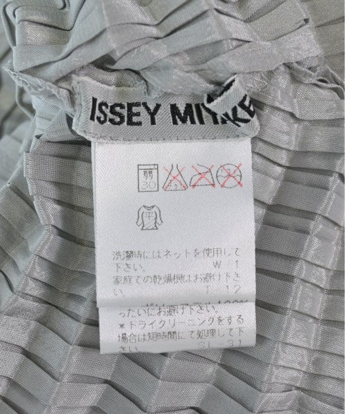 ISSEY MIYAKE Casual shirts