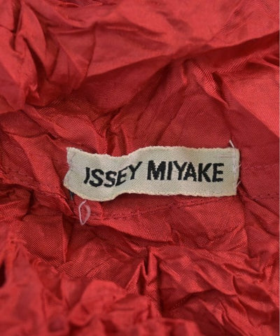 ISSEY MIYAKE Casual shirts