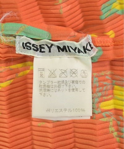 ISSEY MIYAKE Blouses