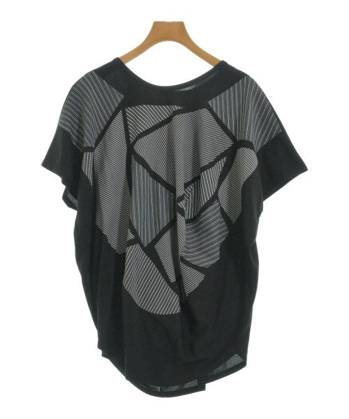 ISSEY MIYAKE Tee Shirts/Tops
