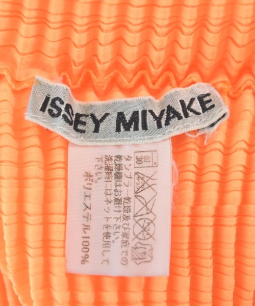ISSEY MIYAKE Blouses