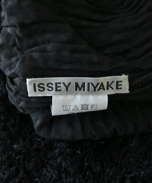 ISSEY MIYAKE Blouses