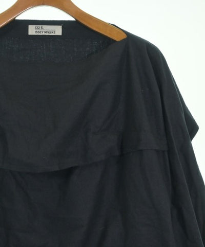 ISSEY MIYAKE Casual shirts