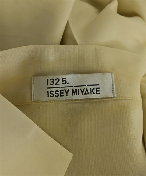 ISSEY MIYAKE Casual shirts