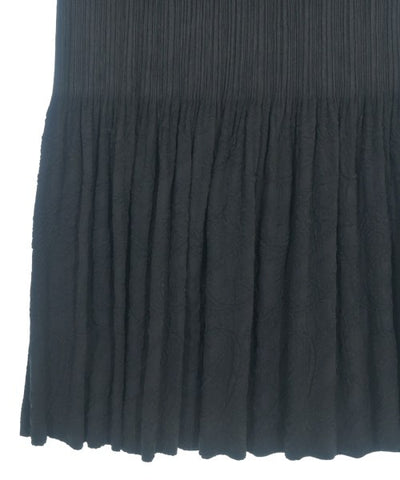 ISSEY MIYAKE Long/Maxi length skirts