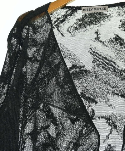 ISSEY MIYAKE Casual shirts