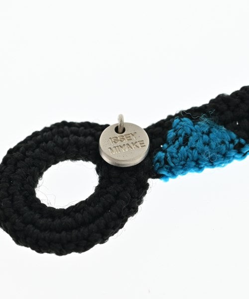 ISSEY MIYAKE Necklaces