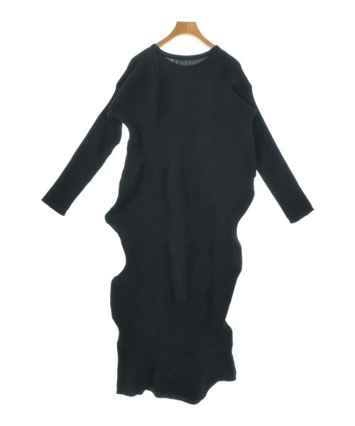 1999AW ISSEY MIYAKE ブラック 黒 マフラー 立体3Dニット ISSEY MIYAKE Dresses Black 2011526Y0024 | Online Thrift Store