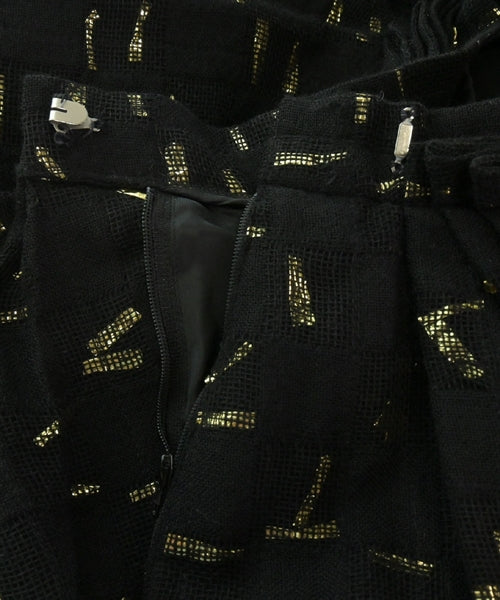 noir kei ninomiya Knee length skirts