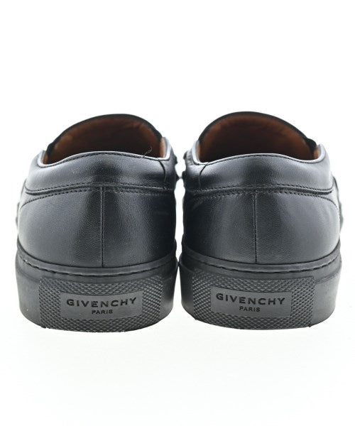 GIVENCHY Sneakers
