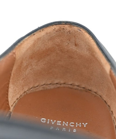 GIVENCHY Sneakers