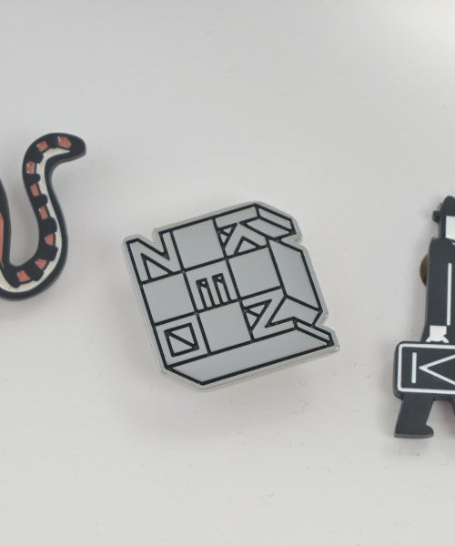 KENZO Brooches/Corsages