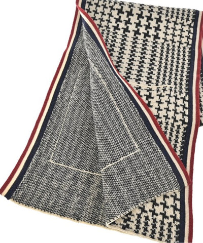 THOM BROWNE Winter scarves