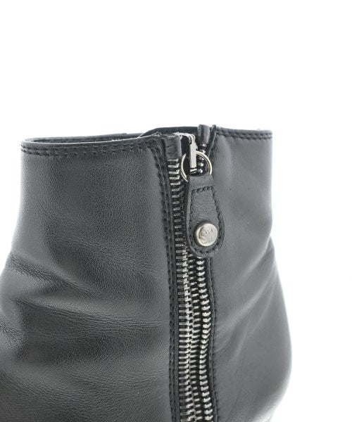 STUART WEITZMAN Boots