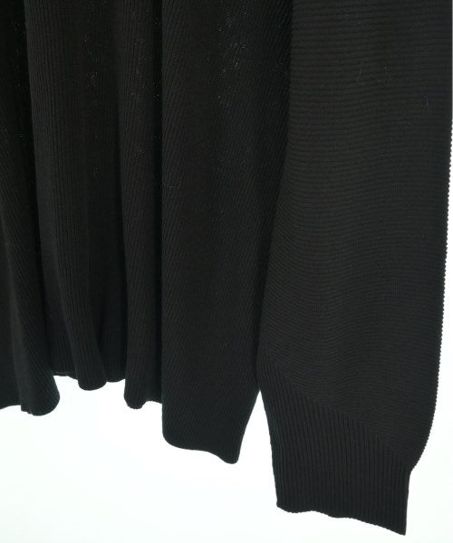 HOMME PLISSE Sweaters