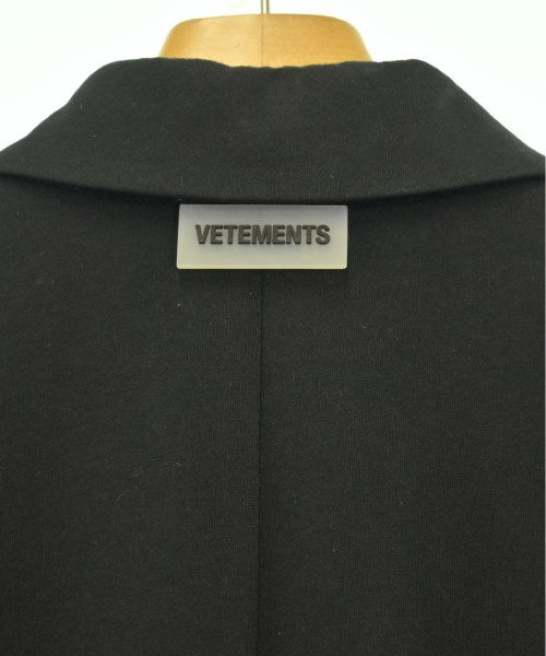 VETEMENTS Chesterfield coats