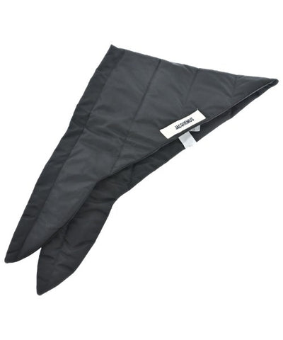 JACQUEMUS Winter scarves