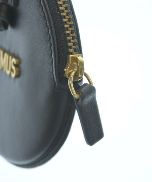 JACQUEMUS Shoulder bags