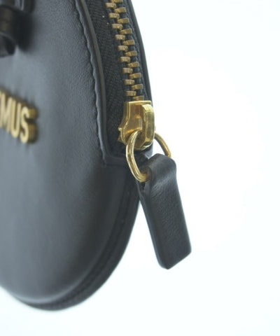 JACQUEMUS Shoulder bags