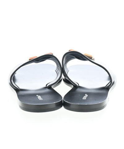 OFF-WHITE Sandals