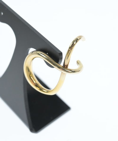 Charlotte Chesnais Pierces