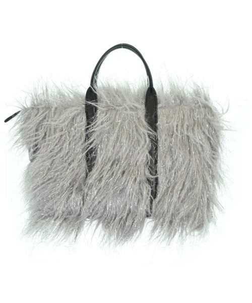 MARC JACOBS Shoulder bags