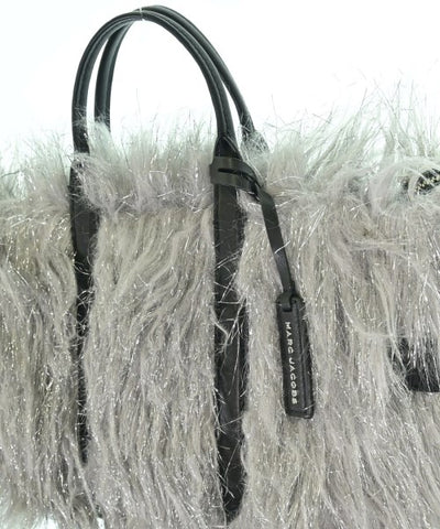 MARC JACOBS Shoulder bags