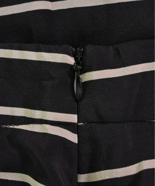 CoSTUME NATIONAL Knee length skirts