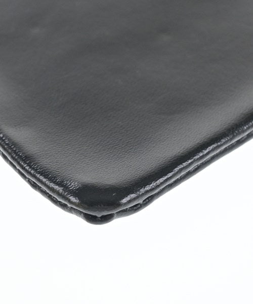 COLLECTION PRIVEE? Pouches